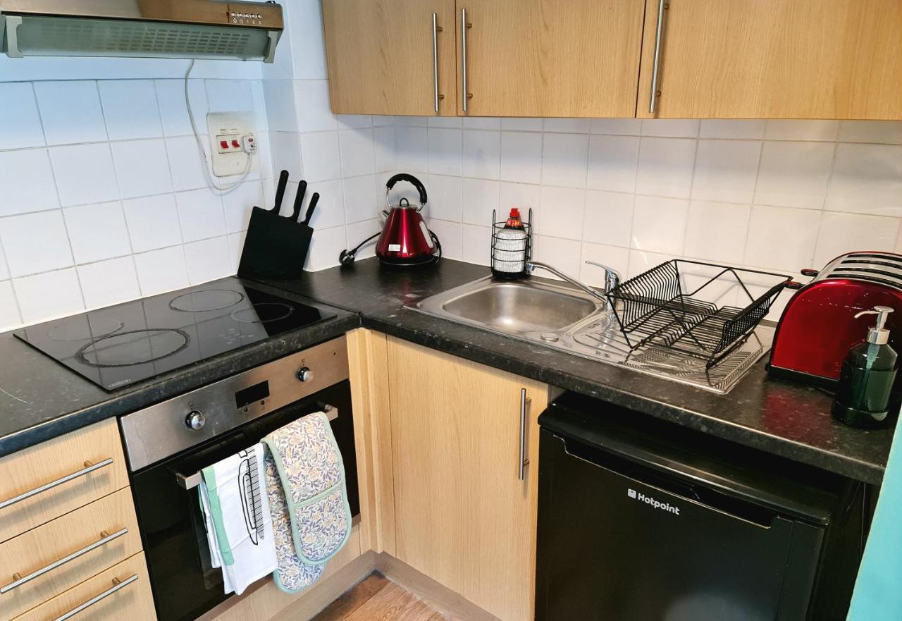 Elegant 1-Bedroom Apartment In Camden Town Londyn Zewnętrze zdjęcie